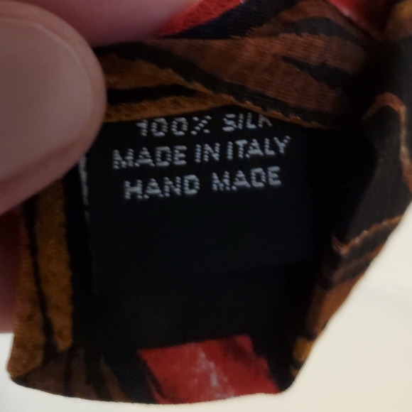 Stefano Milano Hand Made in Italy 100% Silk Tie. EUC. - Picture 5 of 6